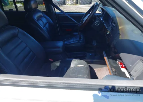 1996 Jeep Grand Cherokee Laredo from USA, damaged, VIN 1J4EX58S5TC105389